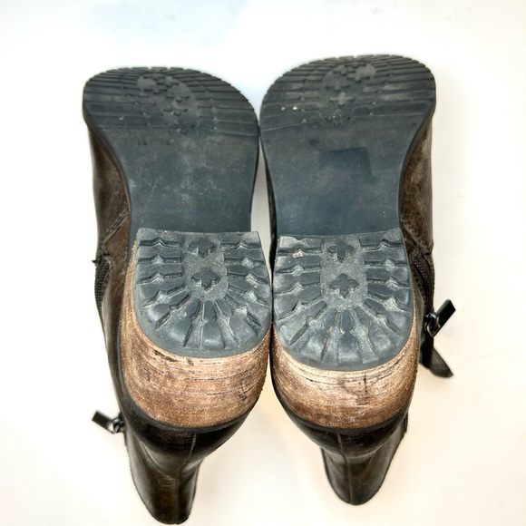 Aetrex Autumn Gray Ankle Boots | 7 - Picture 5 of 8